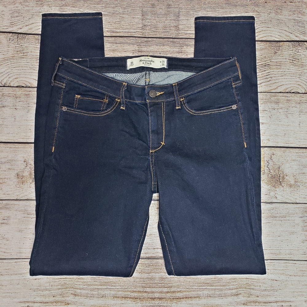 Abercrombie & Fitch Dark Blue Jeans Size 8 Regular